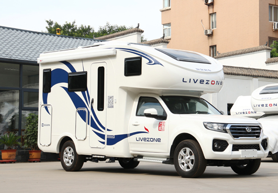 這款四驅(qū)房車動力挺好，還有兩款布局