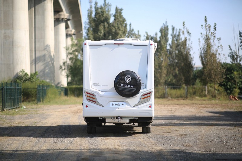 開(kāi)有顏有料的房車(chē)什么感覺(jué)？